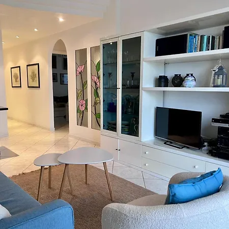 Relaxing Sea View Apartment *