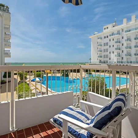 Relaxing Sea View Апартаменты Лидо-ди-Езоло
