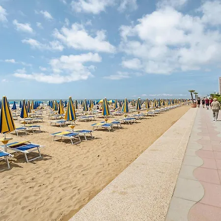 Relaxing Sea View Lejlighed *