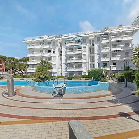Apartament Relaxing Sea View Pool I Immobilux Lido di Jesolo